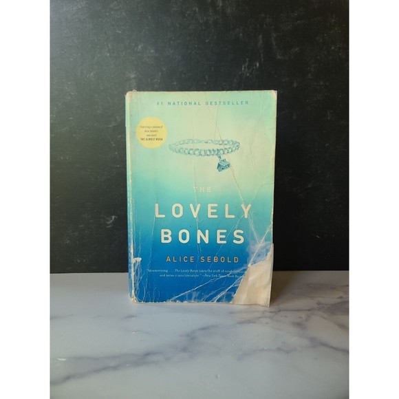 The Lovely Bones by Alice Sebold (2004, Trade Paperback, Reprint) - Picture 1 of 10